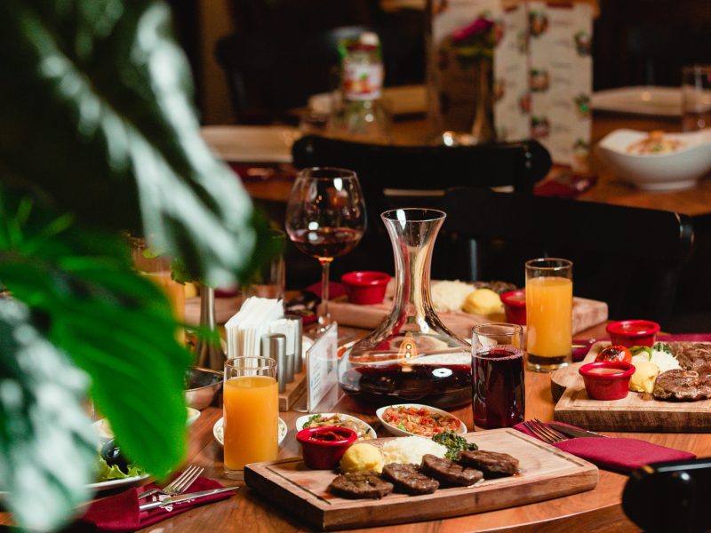 dinner-table-with-foods-soft-drinks-restaurant